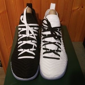 Nike LeBron 16 “Equality Home”